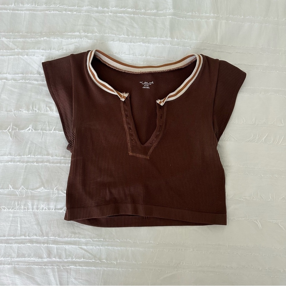 Urban Outfitters brown tight cropped tee